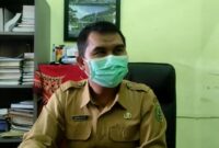 Plt. Kepala Dinas Kesehatan Pengendalian Penduduk dan Keluarga Berencana Kabupaten Trenggalek, Sunarto saat ditemui di kantor 