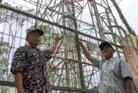 Saat warga tunjukkan tower BTS yang sudah buat warga resah