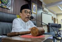 Ketua DPRD Trenggalek Samsul Anam saat di konfirmasi awak media 