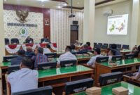 Suasana rapat dengar pendapat antara Perwakilan Pengusaha Tambang dengan Komisi II DPRD Trenggalek di kantor dewan