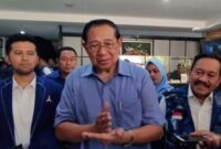 Susilo Bambang Yudhoyono saat dikonfirmasi awak media di Hotel Bukit Jaas Permai Trenggalek usai melakukan kegiatan temu kader dan legislatif daerah, Sabtu (9/12/2023).