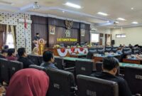 Wakil Bupati Trenggalek Syah Muhammad Natanegara membacakan nota Perubahan APBD 2024 dihadapan anggota DPRD dan seluruh OPD.
