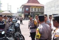 Suasana saat Kapolres Trenggalek AKBP Indra Ranu Dikarta apelkan Bhabinkamtibmas di halaman Mapolres Trenggalek.