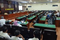 Suasana rapat kerja antara Banggar DPRD Trenggalek dengan TAPD