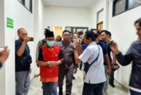 Suasana jelang sidang putusan yang dilakukan Pengadilan Negeri Trenggalek terhadap terdakwa Supar alias Imam Syafi'i. (Foto : Rudi Brewok)
