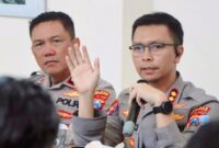 Kapolres Trenggalek, AKBP Ridwan Maliki (kanan).