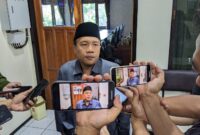 Ketua DPRD Trenggalek, Doding Rahmadi saat dikonfirmasi awak media, Kamis (7/8/2025).