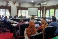 Rapat kerja antara Komisi II DPRD Trenggalek dengan OPD mitra di aula Banmus lantai 2 gedung DPRD Trenggalek.