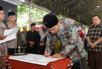 Pemandangan deklarasi damai usai doa bersama di Polres Trenggalek, Rabu (3/9/2025).