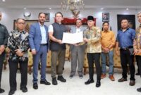 Doc. Penandatanganan perjanjian sewa menyewa dengan PT. Concentric Industries Indonesia di Ruang Paringgitan Pendopo Manggala Praja Nugraha, Jumat (13/6/2025).