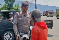 Dihari pertama Operasi Zebra Semeru 2025, Satreskrim Polres Trenggalek gencar sosialisasi.
