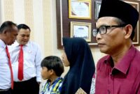 LKSA Mulyaning Ati (baju merah) terima penetapan perwalian dua anak di Kejaksaan Negeri Trenggalek
