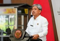 Sekretaris Daerah Kabupaten Trenggalek, Edy Soepriyanto apresiasi kinerja zakat saat sambutan di kegiatan Baznas Award 2025 di Pendopo Manggala Praja Nugraha, Rabu (24/12/2025). (Foto: Prokopim TGX)