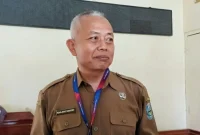 Kepala SMA Negeri 1 Karangan, Agus Joko Santoso saat dikonfirmasi awak media di sekolah.
