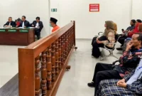 Sidang kasus penganiayaan guru SMPN 1 Trenggalek masuki agendanya pembuktian dakwaan Jaksa Penuntut Umum. Hadirkan korban, saksi dan pihak sekolah.