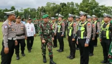 Apel siaga pengamanan kunjungan Wakil Presiden Gibran Rakabuming Raka di Stadion Menak Sopal, Rabu (29/4/2026). (Foto: Humas Polres Trenggalek)