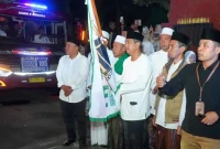 Sekretaris Daerah Trenggalek, Edy Soepriyanto secara simbolis berangkatkan JCH asal Trenggalek dari Pendopo Manggala Praja Nugraha, Senin dini hari (18/5/2026).
