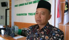 Kepala Kantor Kementerian Haji dan Umrah Trenggalek, Subkan Hamzah saat dikonfirmasi awak media. (Doc. Redaksi Ragam Warta)
