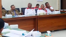 Komisi VI DPRD Trenggalek hadirkan PSSI, KONI, dan Dispora saat RDP polemik pemakaian Stadion Menak Sopal Trenggalek.