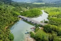Jembatan Cengkrong difoto dari udara. (Foto: Google Local Guide @Romi D Nanda)