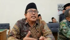 Plt Kepala MIN 1 Trenggalek, Sanusi usai ikuti hearing di kantor DPRD Trenggalek, Rabu (15/7/2026).