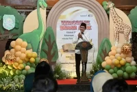 Wakil Bupati Trenggalek Syah Muhammad Natanegara jadi pembicara saat peringatan Hari Anak Sedunia di Pendopo Manggala Praja Nugraha, Rabu (8/7/2026).