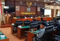 Suasana rapat paripurna perubahan susunan sejumlah rancangan peraturan daerah, Senin (10/8/2026).