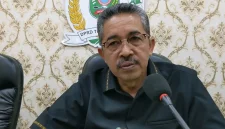 Ketua Komisi IV DPRD Trenggalek, Sukarodin saat dikonfirmasi mengenai pelibatan Musdes untuk evaluasi Data Desil, Senin (14/9/2026).
